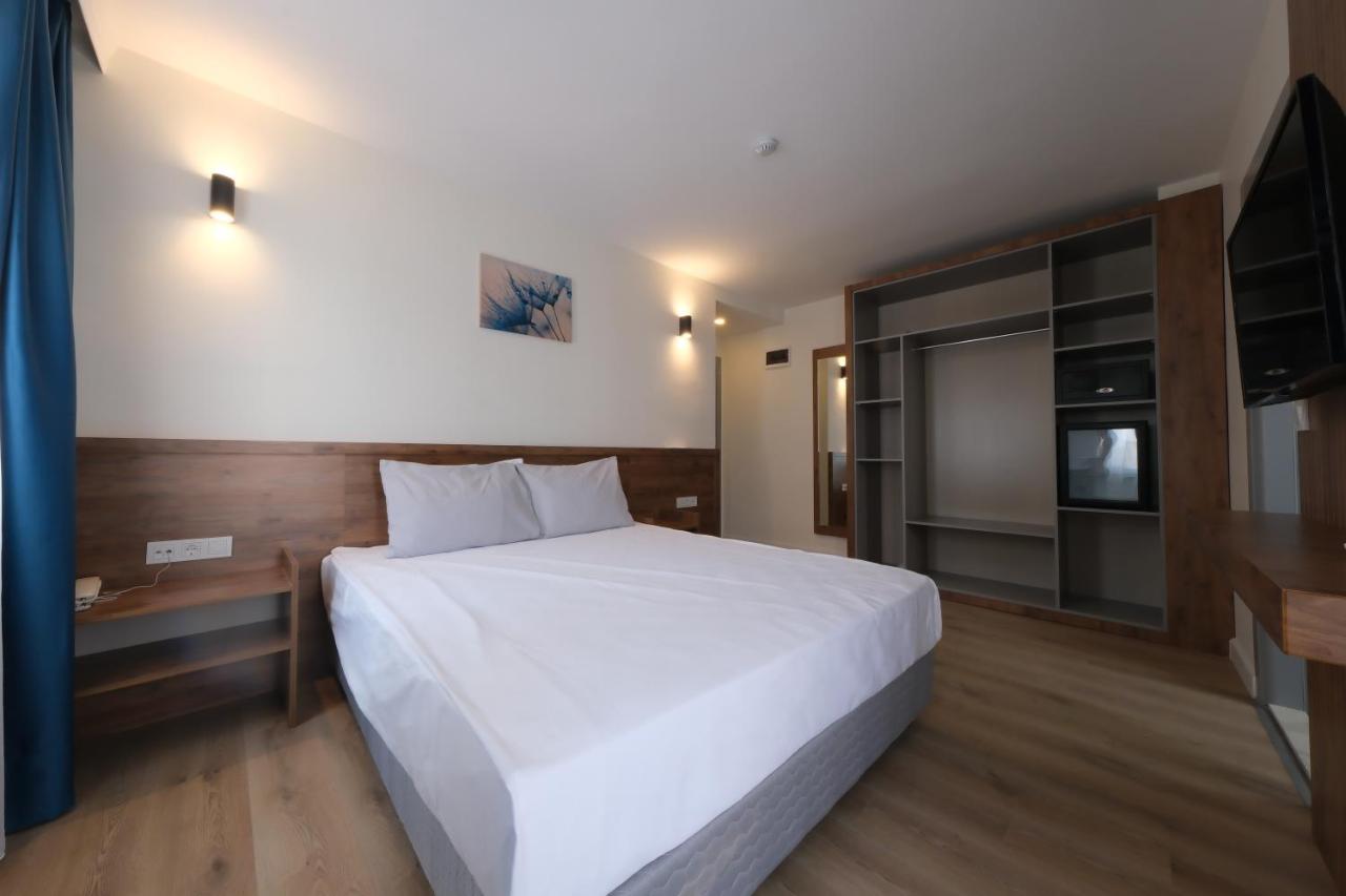 Premier Inn City Antalya Exteriör bild