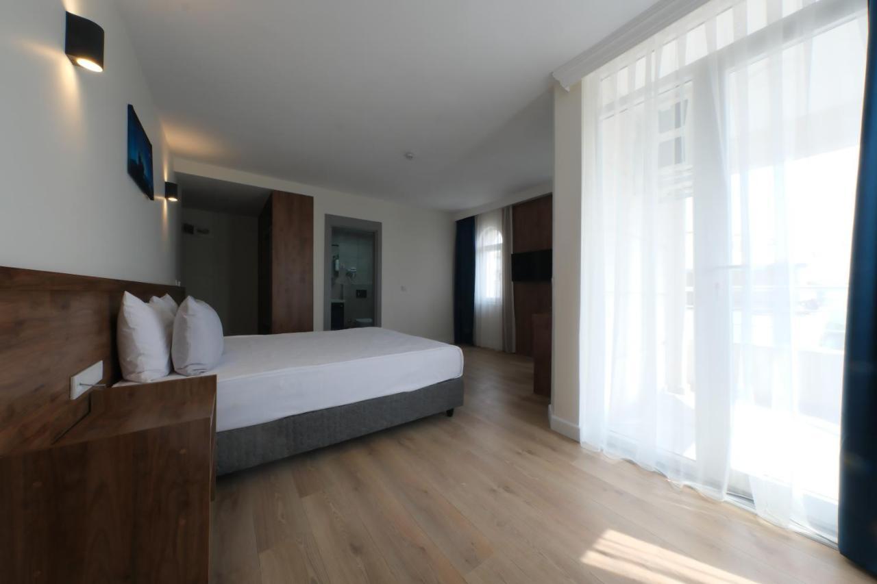 Premier Inn City Antalya Exteriör bild